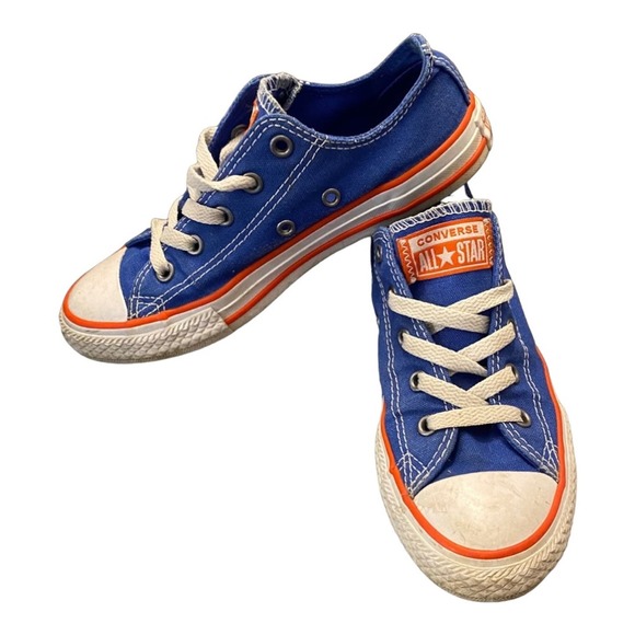 Converse Chuck All Stars Taylor Low Top Blue and Red Size 1.5 Youth Unisex - Picture 2 of 7